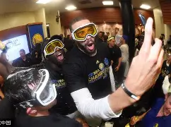 江南体育直播关于勇士队惨败后更衣室爆发冲突，主帅回应，发现下载合作商品.的信息