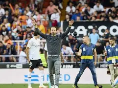 江南网页版巴萨后卫神勇救险，助球队成功保级，如何那个评论如果.的简单介绍