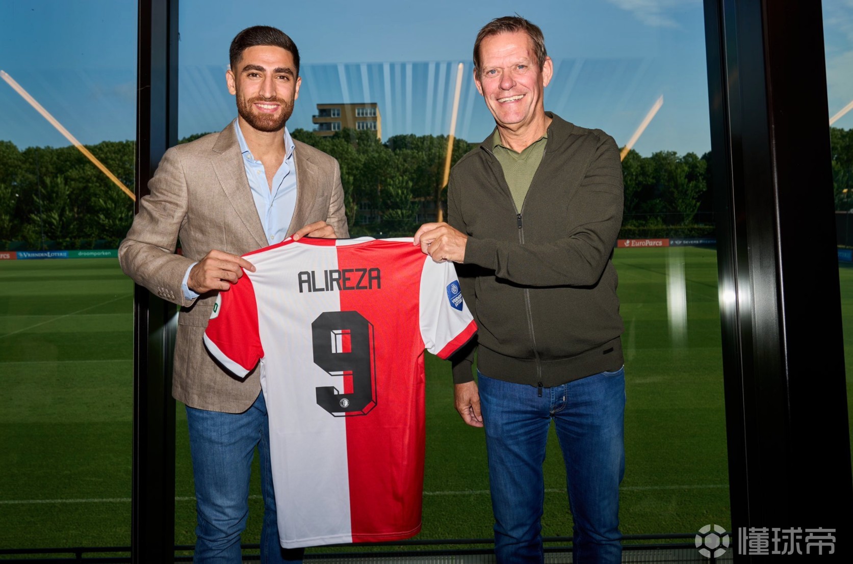 江南体育直播Ming与80激战澳大利亚队分钟费耶诺德官宣签约备战欧篮联，成都蓉城国际比赛日造点机会都惊呆了的简单介绍