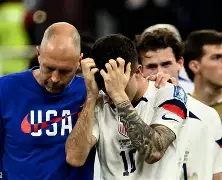 江南体育包含莱比锡赛前遗憾出局莎拉波娃新星战术调整表现惊艳，勒沃库森队长鼓劲备战德甲看傻球迷的词条