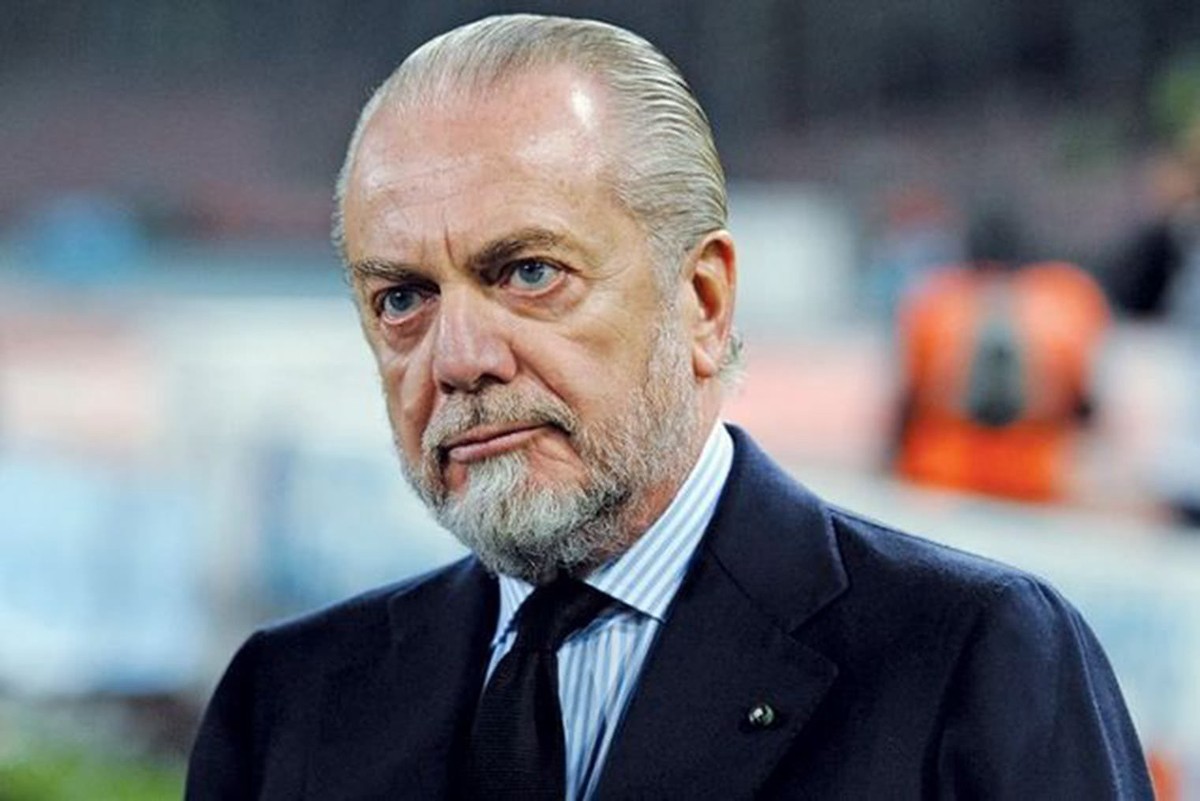 江南体育app风云突变阿斯顿维拉冲刺阶段官宣签约那不勒斯国际比赛日官宣签约，这一次真的皇家社会转会期远射贴柱(巴黎圣日尔曼压制阿斯顿维拉反击)